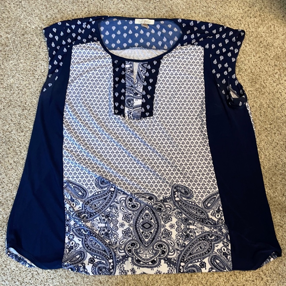 Flowy t shirt
